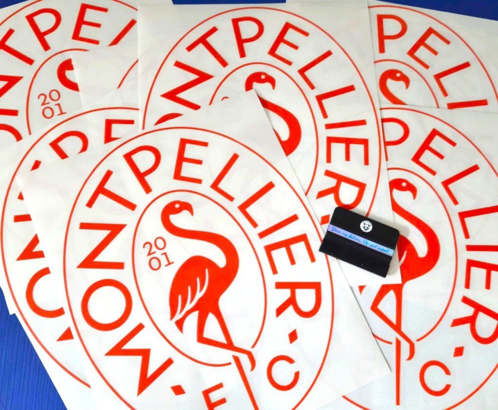 Sticker autocollant personnalisé sur mesure