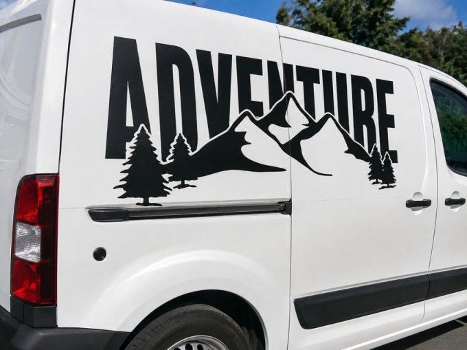 Sticker XXL ADVENTURE – Autocollant grand format sur mesure | Véhicule, vitrine, mur