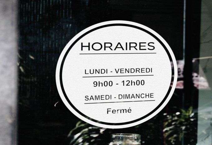 Sticker horaire simple vitrine
